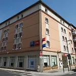 Ibis 3*