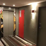 Ibis 3*