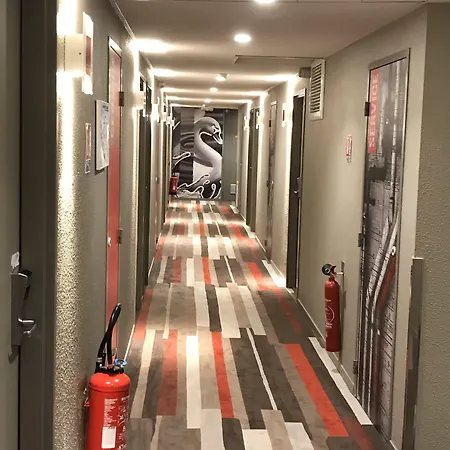 Ibis Отель Альби