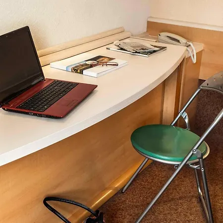 Ibis Otel
