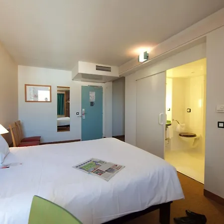 Ibis 3* アルビ